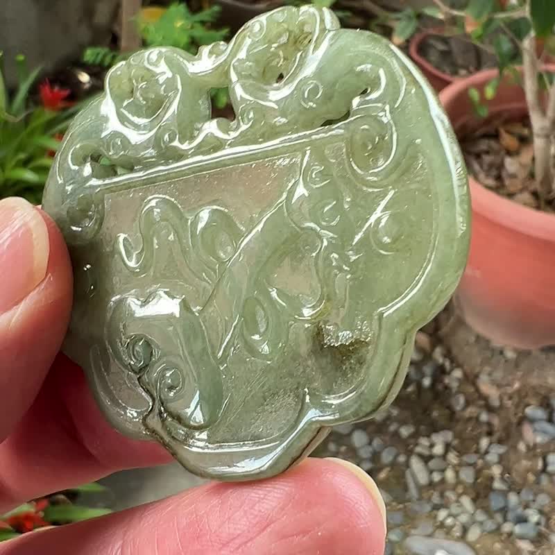 天然A货翡翠雕牌 23.9克 玉雕 油青种 缅甸玉 A货 鼠来宝 如意 - 颈链 - 玉石 绿色