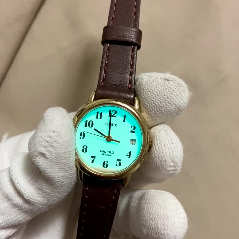 TIMEX 淡黄色 日期格 30M防水 INDIGLO专利夜光 真皮表带 古董表 - 女表 - 其他金属 卡其色