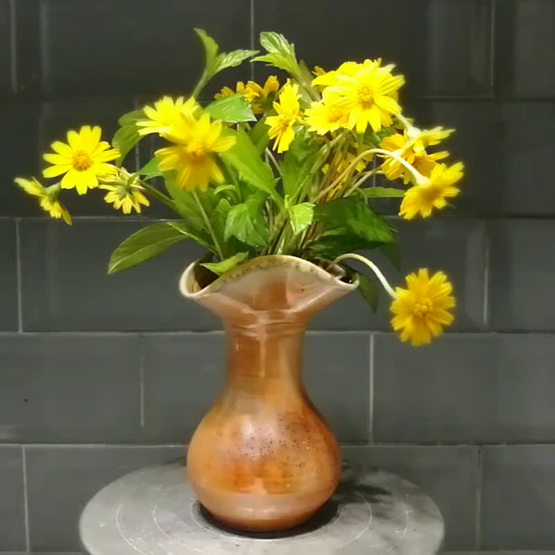 柴烧火焰花器花瓶 - 花瓶/陶器 - 陶 金色