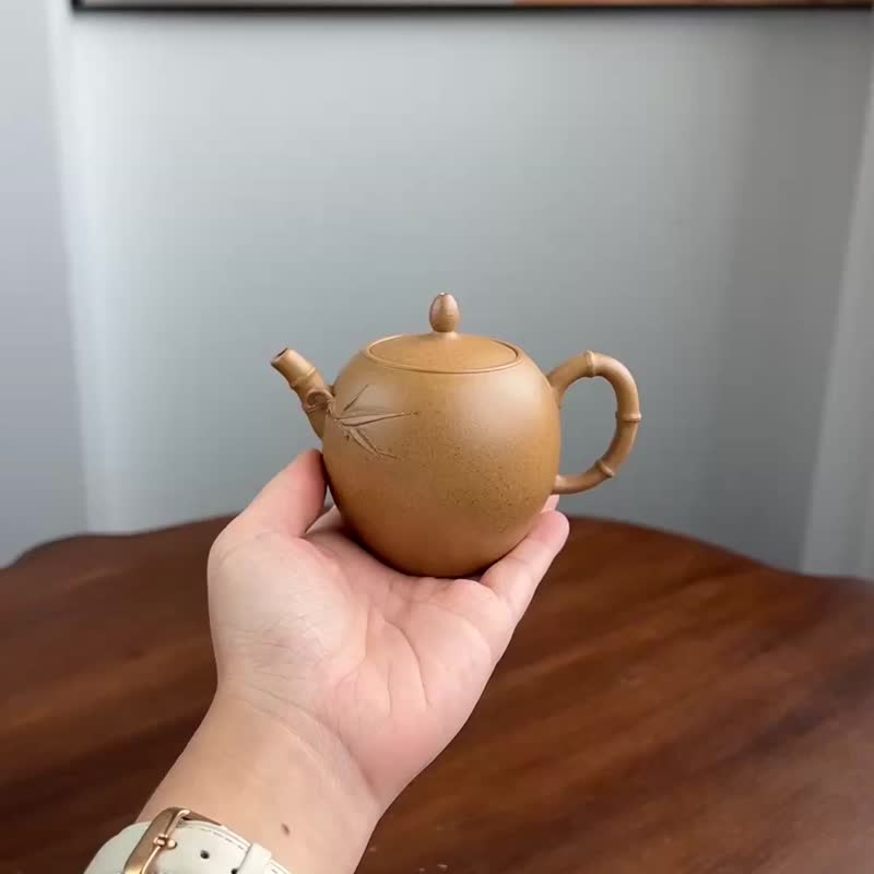 君仪 全手工 容量160cc段泥全器亭亭玉立竹叶清晰轻薄优雅 - 茶具/茶杯 - 陶 