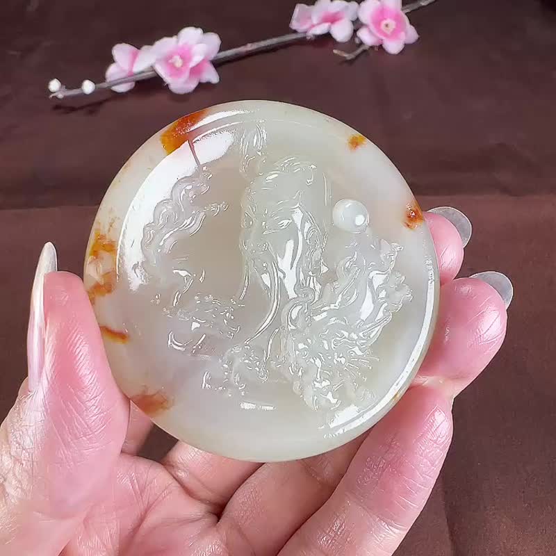 天然新疆和田玉籽料关公圆牌平安扣吊坠玉质细腻温润色泽柔和 - 吊饰 - 玉石 