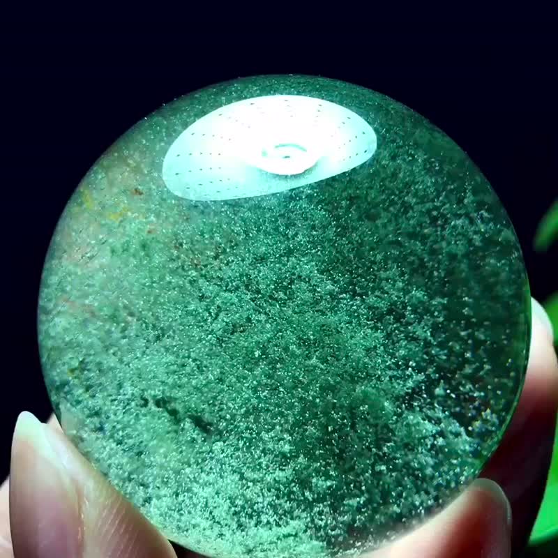 收藏级全包裹天然千层绿幽灵转运球 风水球 直径41.5mm 可遇不可 - 摆饰 - 水晶 
