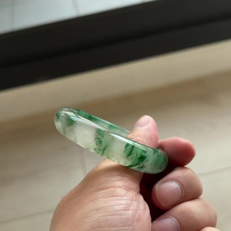 高品质放光飘绿非洲翠手镯 #17 2482 - 手链/手环 - 玉石 透明