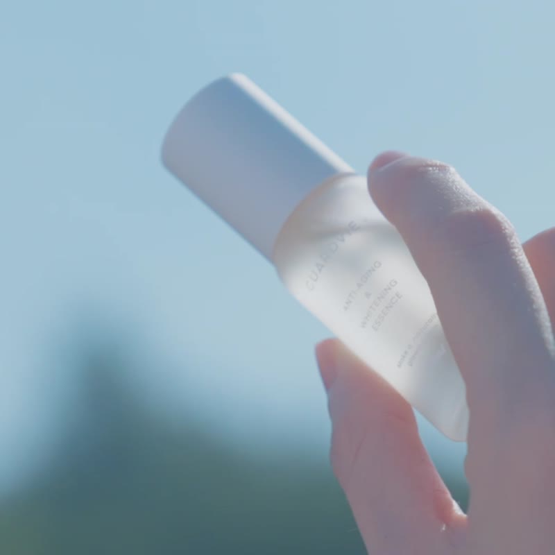 全效美白修护原液精华 20ml - 精华液/安瓶 - 其他材质 白色