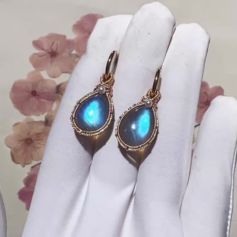 纯手工14K包金绕线冰种印度料高品质拉长石耳环 - 耳环/耳夹 - 宝石 多色