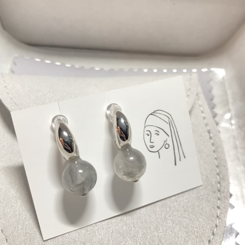 【极简冷感】灰水晶 纯银耳环 天然水晶 全925纯银 - 耳环/耳夹 - 纯银 灰色