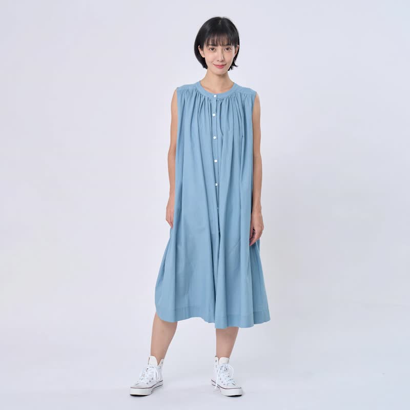 Birdie無袖長版襯衫棉麻洋裝/霧藍 - 洋装/连衣裙 - 棉．麻 蓝色