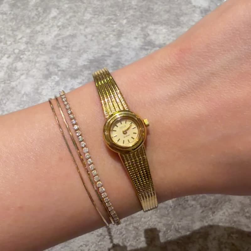 【中古】80 年代已绝版瑞士 TITUS 古董小金表 - 女表 - 其他金属 金色