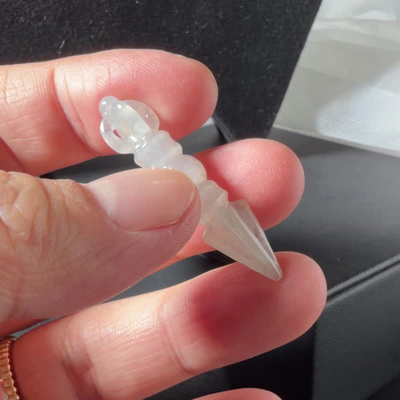 避邪 | 白冰种金刚杵 - 项链 - 玉石 透明