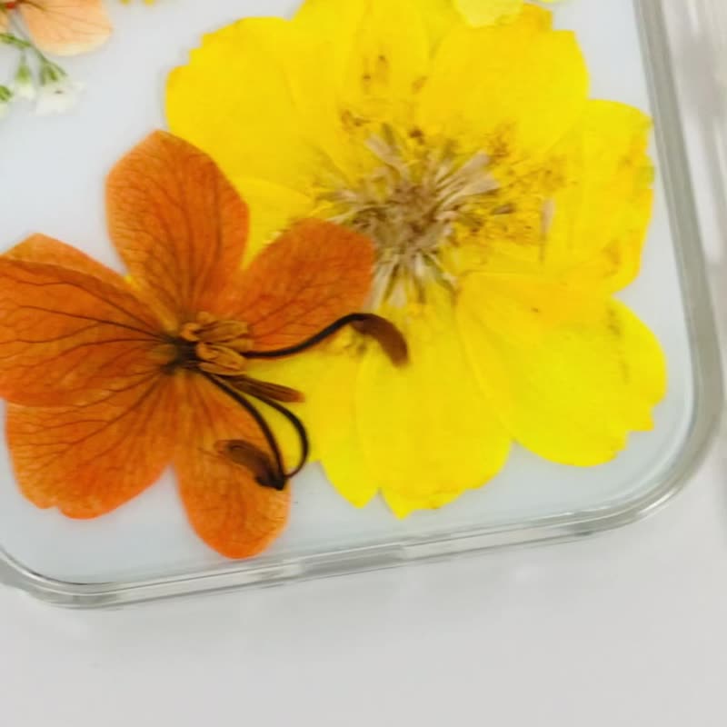 手作天然真正的押花手机壳适用于iPhone 16 Pro Max Samsung S25 - 手机壳/手机套 - 植物．花 