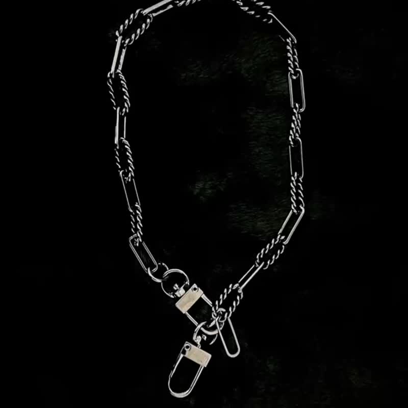 - Hvy Hven - 手机链 / 手链 / 手机挂链 / iPhones 16 - 手机配件 - 铜/黄铜 多色