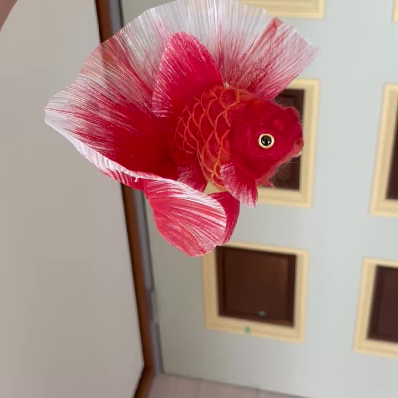 飘逸金鱼手机吊饰 XL - 猩猩吐佐锦 - - 玩偶/公仔 - 羊毛 红色