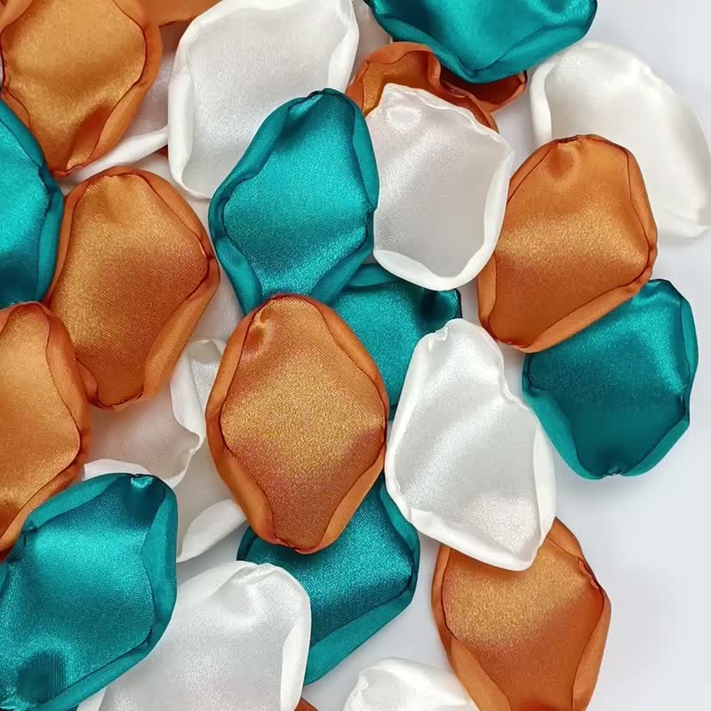 Copper wedding petals Teal flower petals Fall wedding decor Ivory rose petals - 干燥花/捧花 - 丝．绢 
