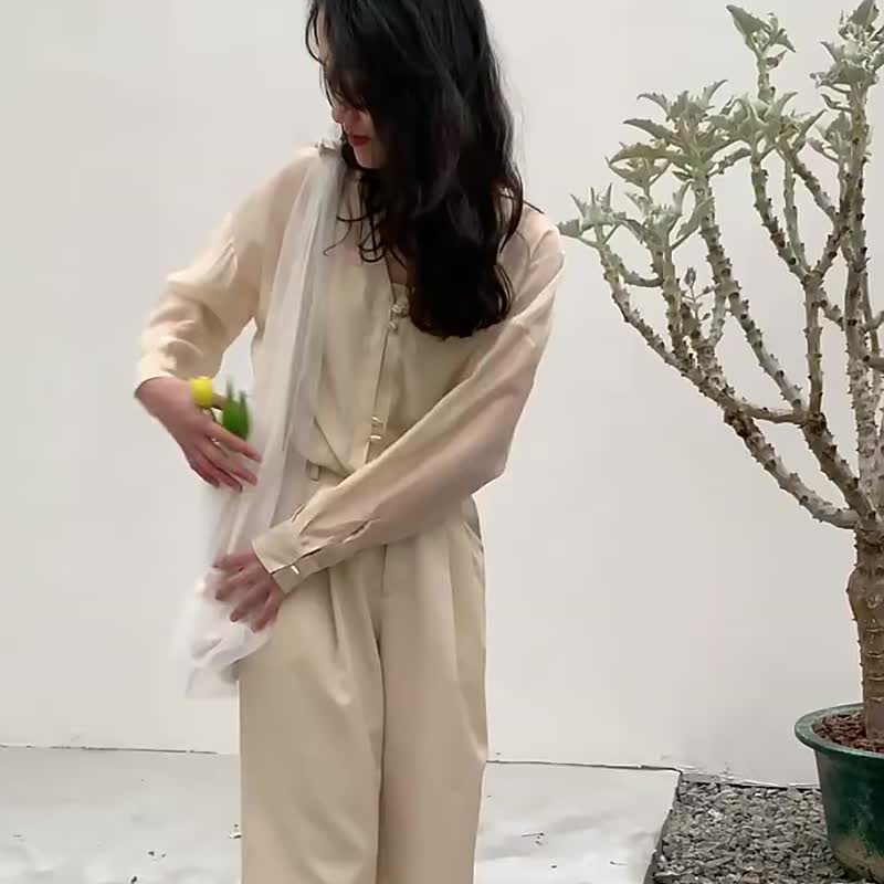 奶油黄 半透明天丝温柔蛋奶防晒衬衫 V领贝壳扣显瘦包扣宽松上衣 - 女装衬衫 - 其他人造纤维 黄色