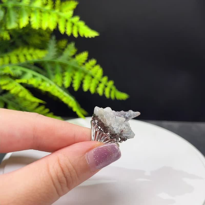 紫灰色玛瑙活口戒指 随形原石标本 异象晶洞星光手工指环 S925银 - 戒指 - 半宝石 