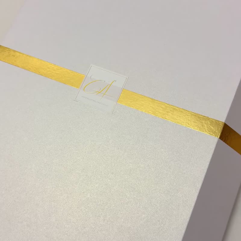 【客制】红色 丝绒 结婚证书套 定制 西洋书法 名字设计 婚宴 - 婚礼誓言书 - 纸 红色