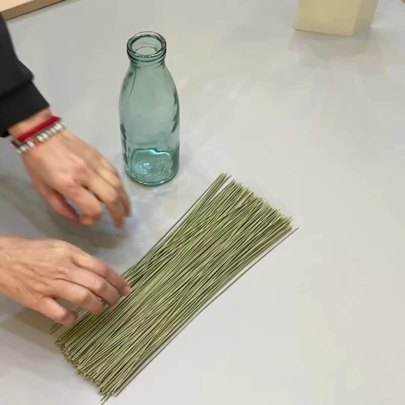 【素材原貌】蔺草花艺束FraGrass原色60 蔺草自然之美 环保材质 - 香薰/精油/线香 - 植物．花 