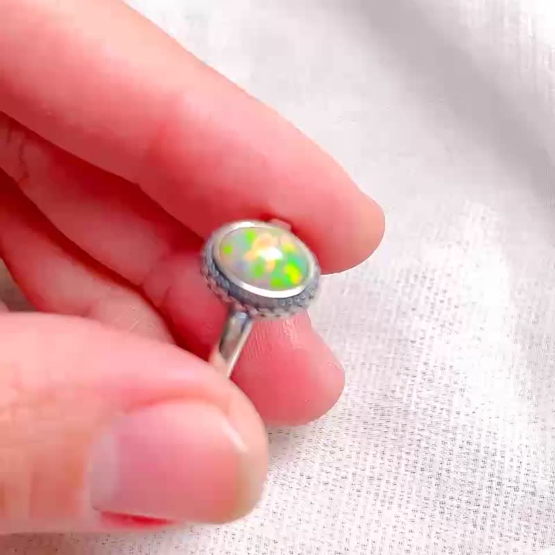 奇幻白日梦 粉绿色碎彩白色欧泊戒指 / 蛋白石 / 925纯银 / Opal - 戒指 - 宝石 粉红色