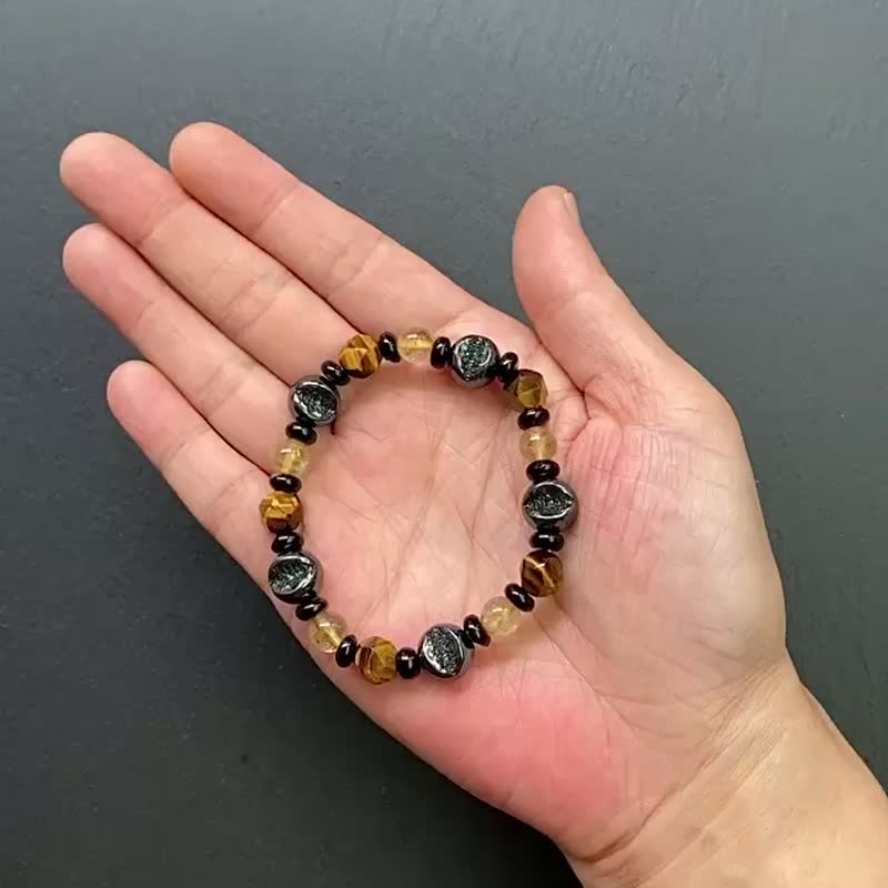 虎眼石x金发晶x玛瑙x黑胆石开口笑聚宝盆小晶洞手链 财运 避小人 - 手链/手环 - 水晶 多色