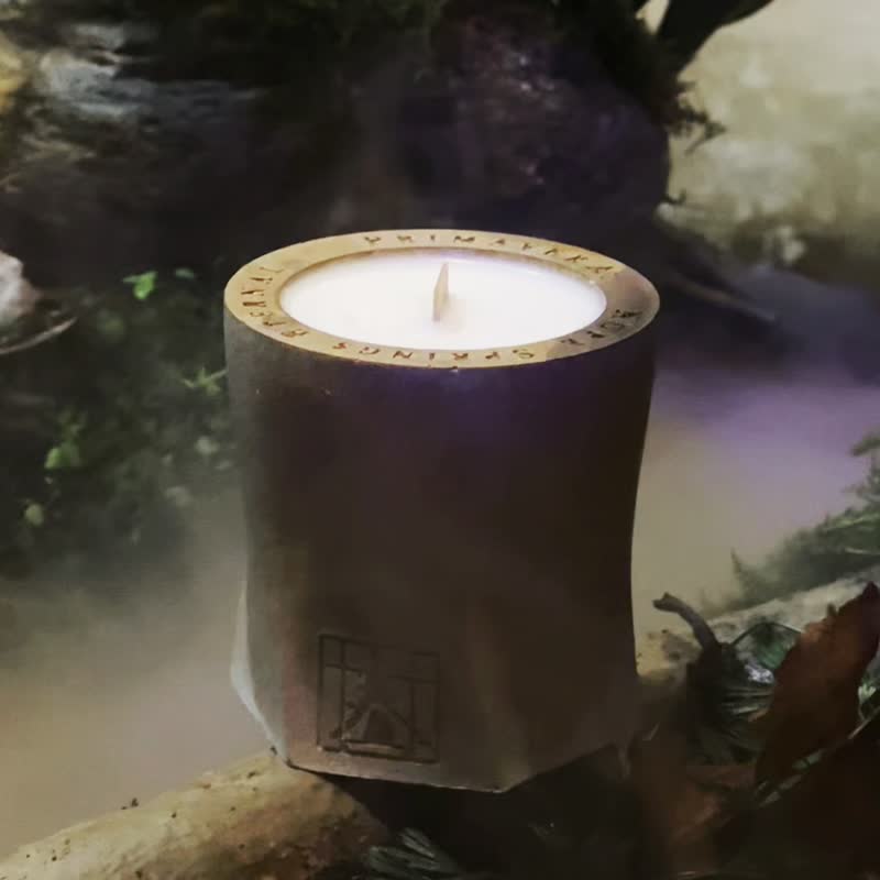 【春及殿】秋森 Autumn Woods 手工香氛蜡烛 - 蜡烛/烛台 - 环保材料 金色