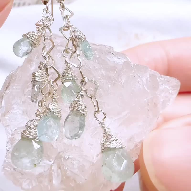 海水蓝宝水滴切角 纯银爱心链手工耳环 - 耳环/耳夹 - 水晶 蓝色