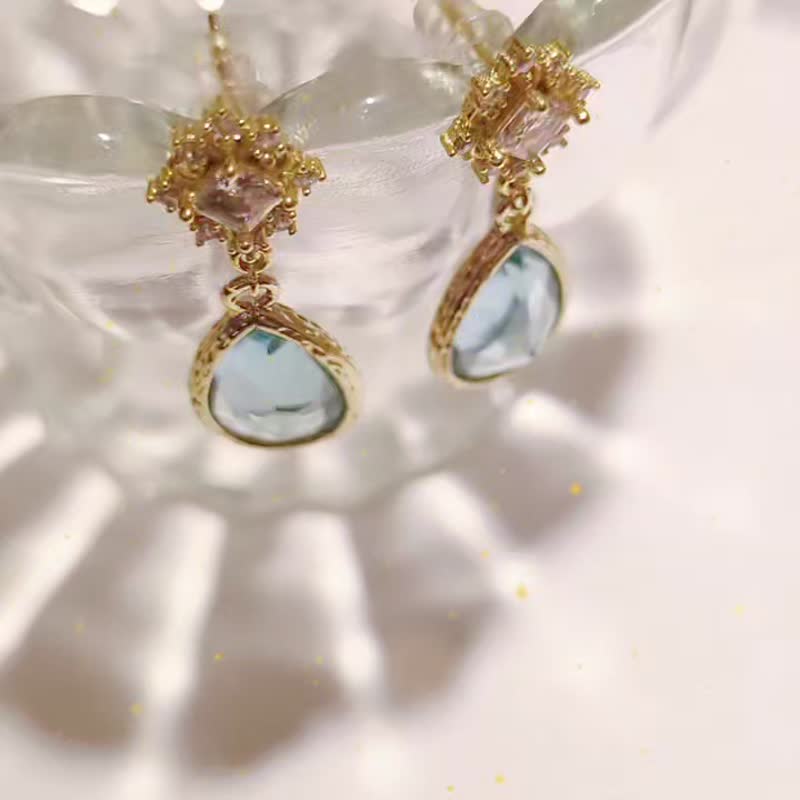 1KM蓝色多瑙河•复古设计水晶耳环 - 耳环/耳夹 - 玻璃 