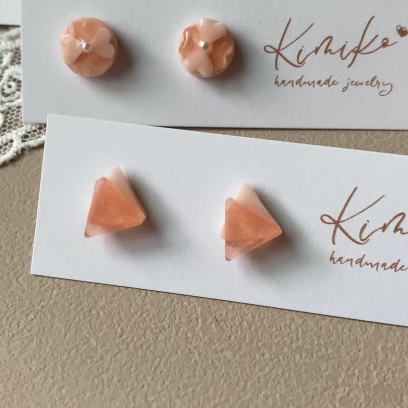 三角几何双色气质耳环 不锈钢耳针 led/uv胶饰品 - 耳环/耳夹 - 树脂 多色