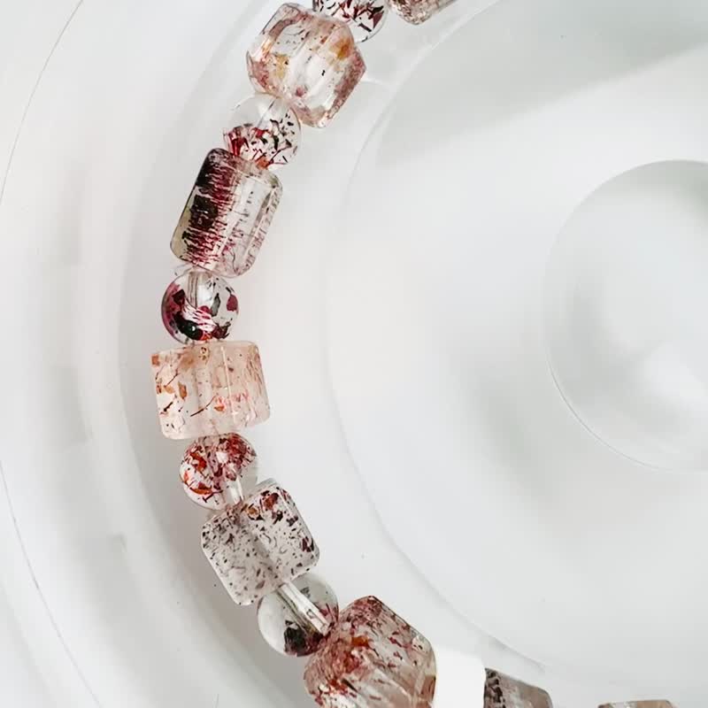 天然玻璃方糖方块彩超七水晶5-5.5mm9.18g多矿三轮骨干高频水晶 - 手链/手环 - 水晶 多色