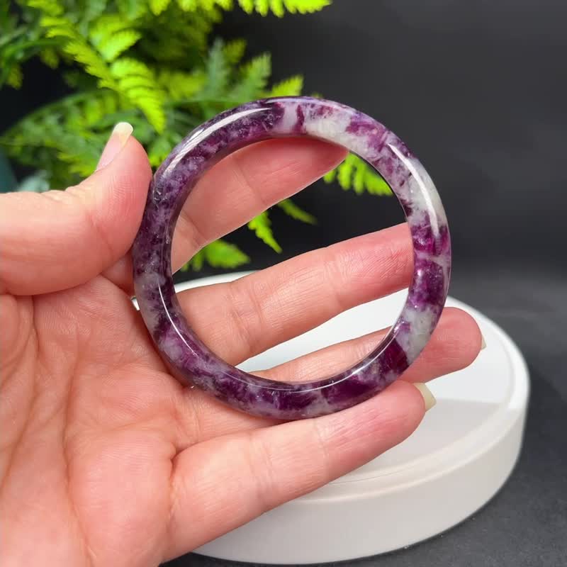 超稀有紫色锂云母手镯 52MM 玉化闪片祖母晶手环 柔化性情 桃花运 - 手链/手环 - 宝石 紫色
