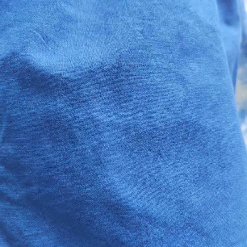 Jinda Shorts E - 酷靛蓝色扎染短裤 - 女装短裤 - 棉．麻 蓝色