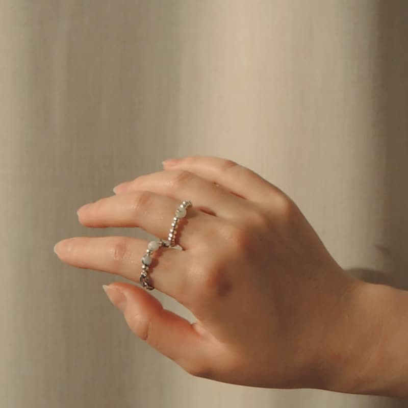 球韵 天然石珠戒指 | 弹性极简设计手工饰品 - 戒指 - 不锈钢 银色