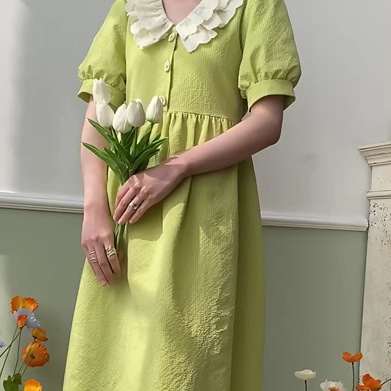 青草綠色 日系荷葉邊V領短袖燈籠袖洋裝 系帶收腰公主風連身裙 - 洋装/连衣裙 - 其他人造纤维 绿色