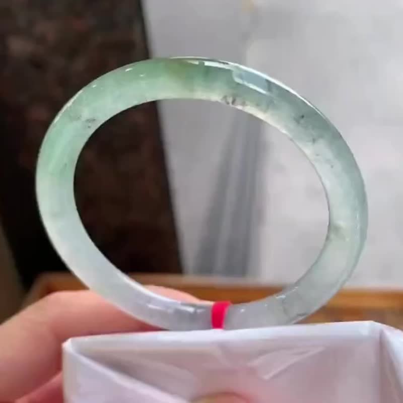 冰种翡翠天然翡翠玉镯A玉手镯 玉鈪 • 冰种绿乌鸡翡翠贵妃镯 - 手链/手环 - 玉石 黑色
