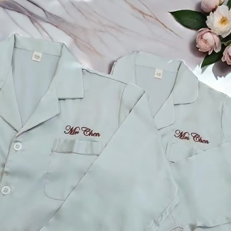 【定制化礼物】情侣刺绣名字。丝绸。长袖睡衣 - 居家服/睡衣 - 丝．绢 灰色