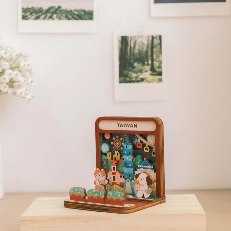 【藏风景手机架-绽放台湾】台湾纪念品 / 名片座 / 办公小物 - 手机座/防尘塞 - 木头 多色